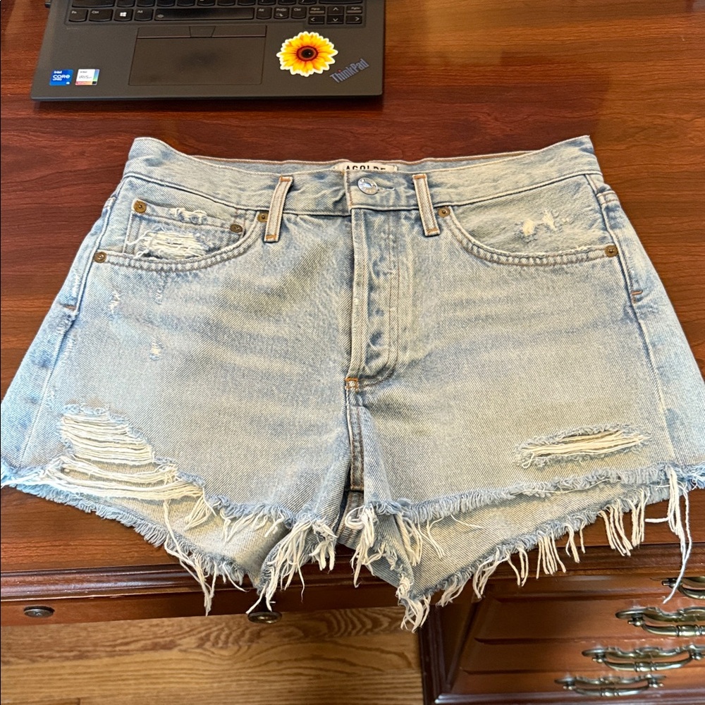 Agolde shorts. Size 26